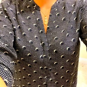 The LOFT blue & beige v neck blouse XS